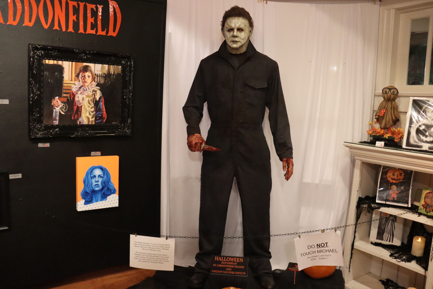 "Halloween" signing 2